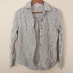 Aeropostale Grey Striped Button Up Shirt